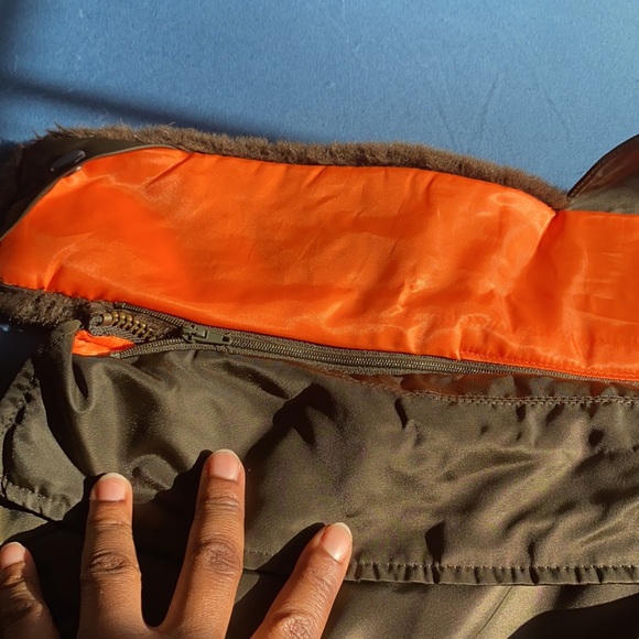 Olive Green jacket with orange interior. Detachable Fur on collar - Picture 8 of 9